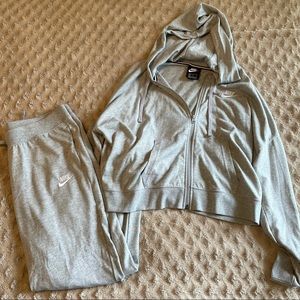 Nike jogger set